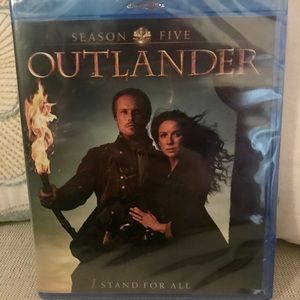 Outlander Season 5 Blu-Ray Set